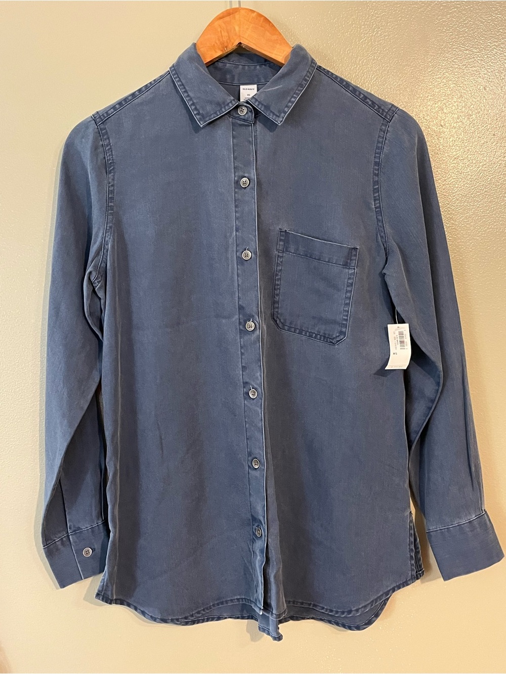 Old Navy Womens Tercel Blue Button Up Blouse Long Sleeves XS NWT